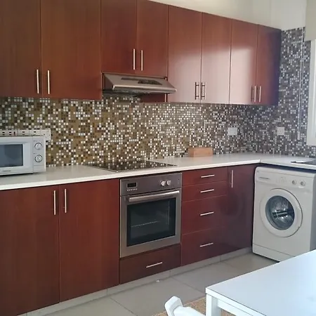 Colonial Beach * Perivolia